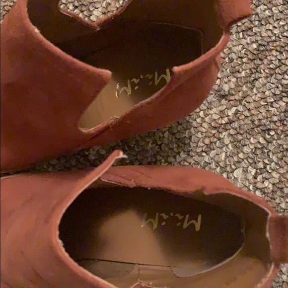 Ankle booties - Picture 5 of 5